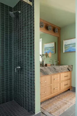 Sawyer Emerald Porcelain Mosaic Wall Tile - The Tile Shop